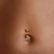 Astrid & Miyu Essential Ball piercing nombril titane doré