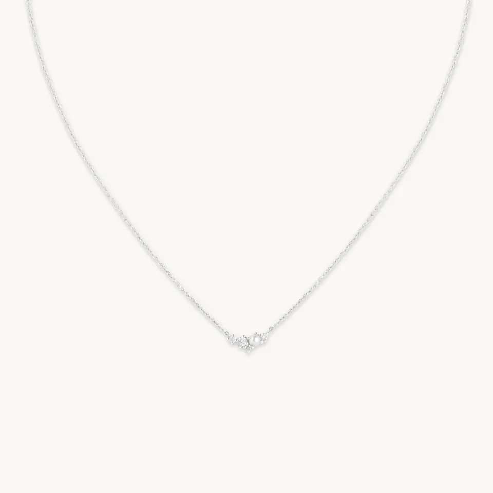 Astrid & Miyu Diamond & Pearl collier pendentif or blanc