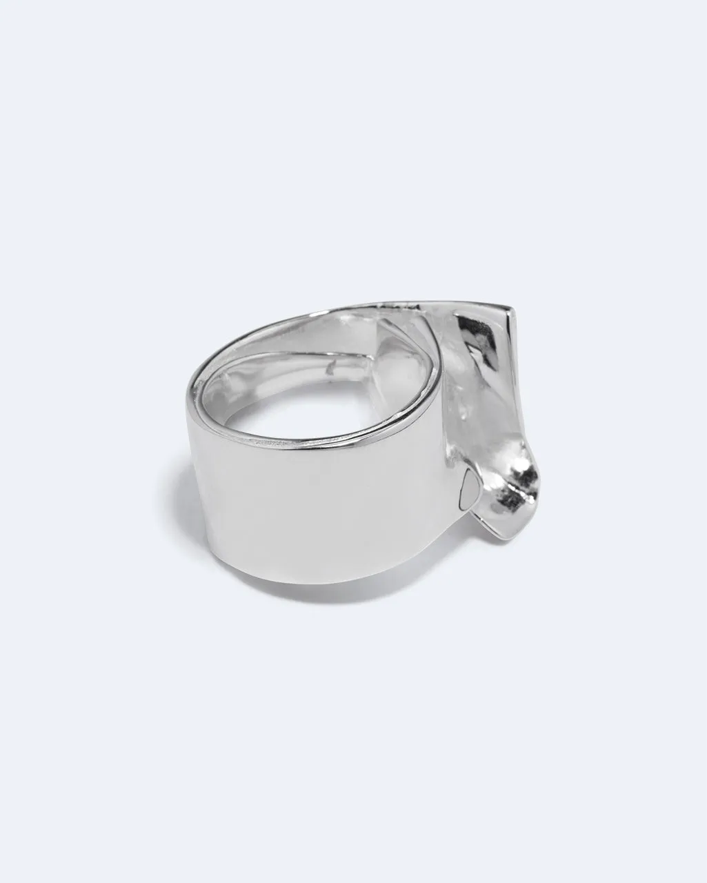 Completedworks Soggy Envelope bague argent recyclé froissé