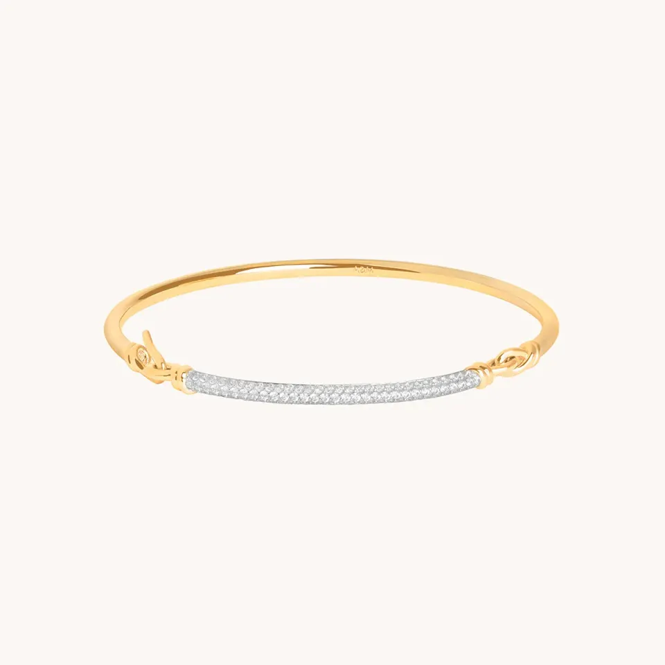 Astrid & Miyu Pavé Knot jonc bracelet nœud doré