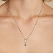 Astrid & Miyu Bold I Initial collier pendentif argent