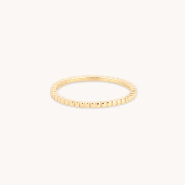 Astrid & Miyu Ridged Band bague or massif striée
