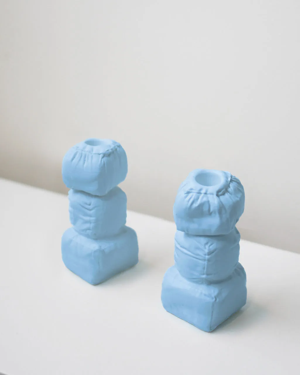 Completedworks Stuffed bougeoirs céramique bleu mat lot de 2