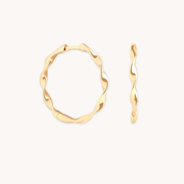 Astrid & Miyu Twist Large Hoops créoles or massif torsadé