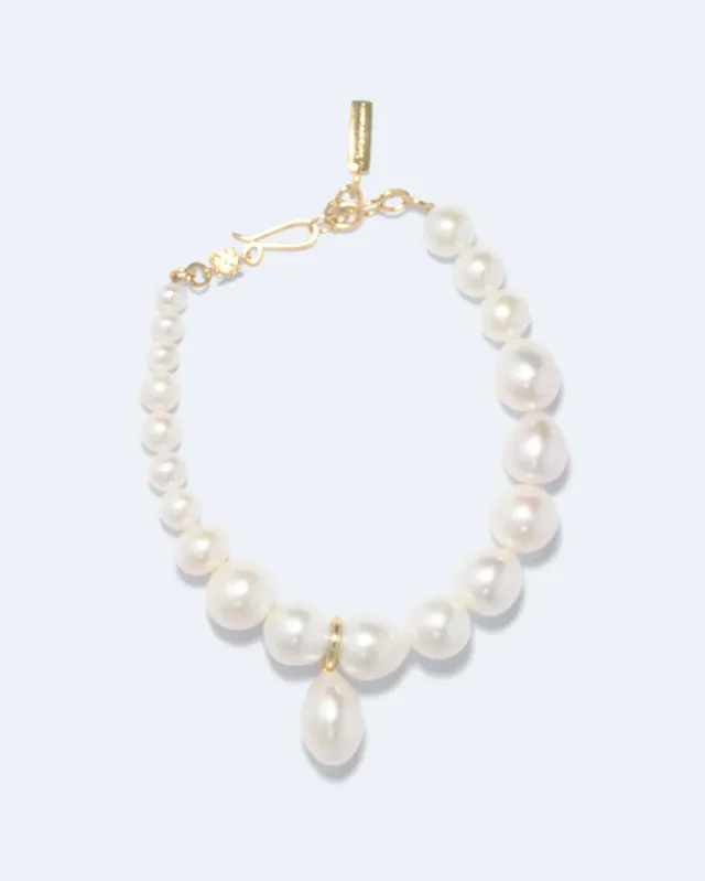 Completedworks A Quiet Loop bracelet perle plaqué or vermeil