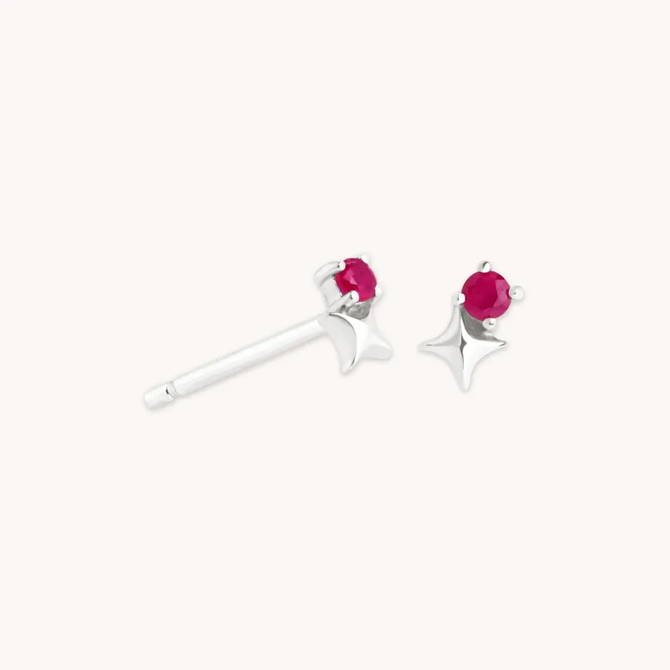 Astrid & Miyu July Ruby Birthstone boucles or blanc massif