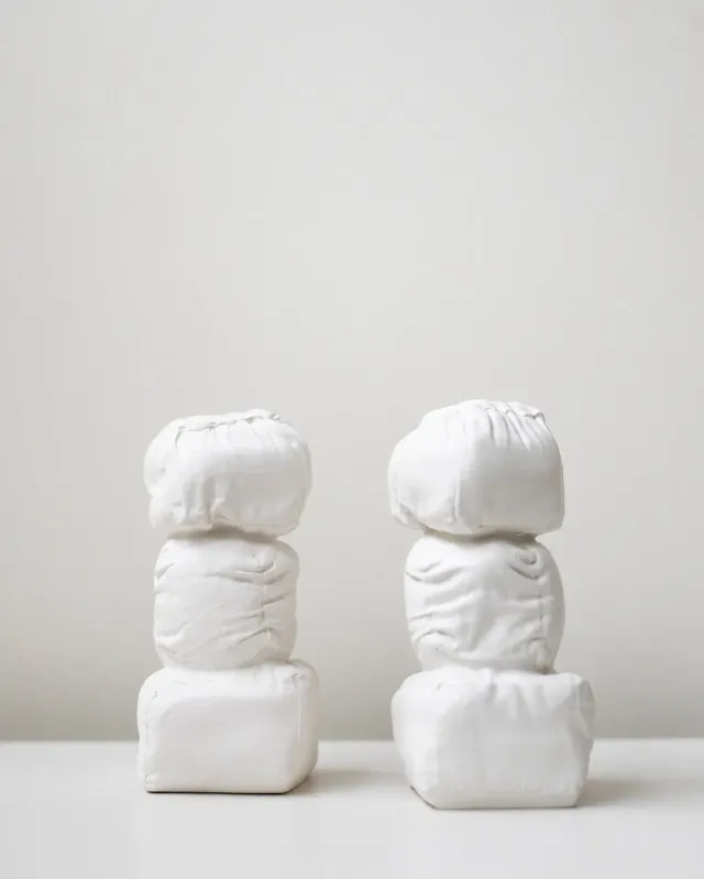 Completedworks Stuffed lot 2 bougeoirs céramique blanc mat
