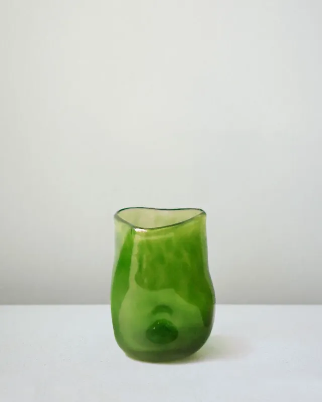 Completedworks Thaw verre vert recyclé