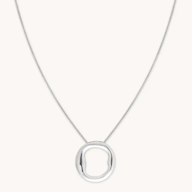 Astrid & Miyu O Initial Bold pendentif argent