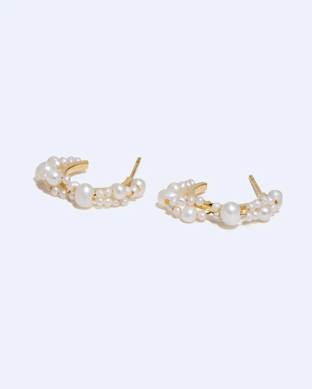 Completedworks Stratus boucles perles vermeil or