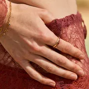 Astrid & Miyu Pink Sapphire Baguette bague or massif
