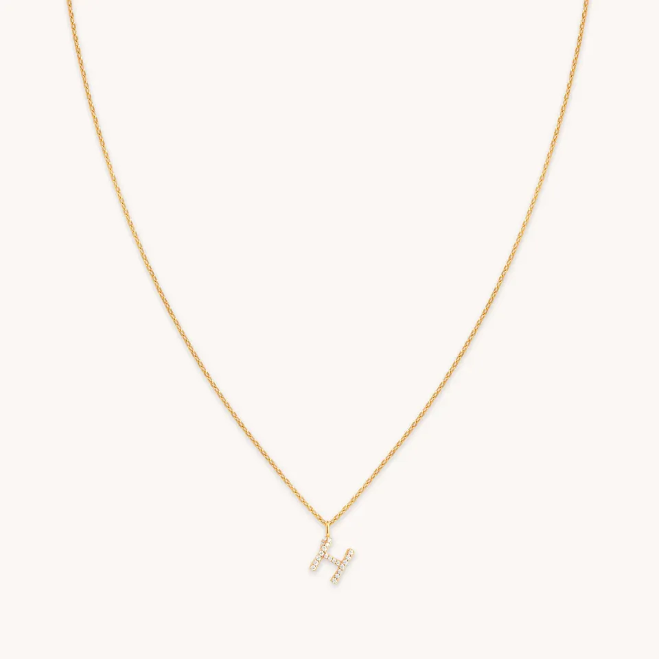 Astrid & Miyu H Initial Pavé collier pendentif doré