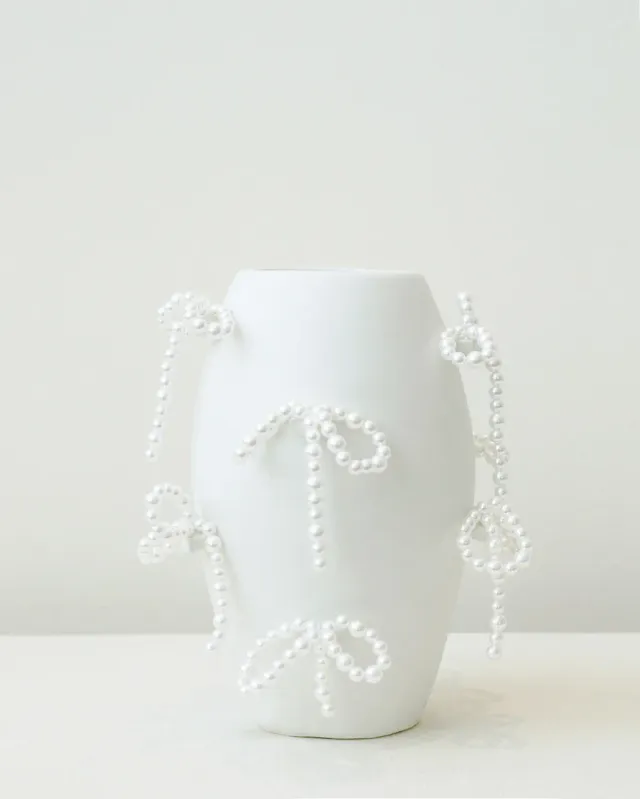Completedworks Fold Notsobig Power Corruption Lies vase blanc mat