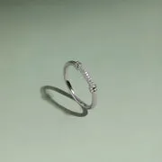 Astrid & Miyu Pavé Knot bague argent pavé
