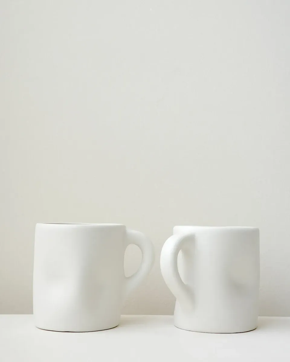 Completedworks Bumpity Bump Bump mug blanc mat céramique