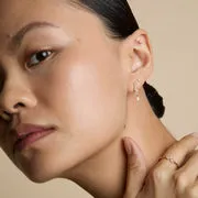Astrid & Miyu Floating Diamond Large piercing or massif