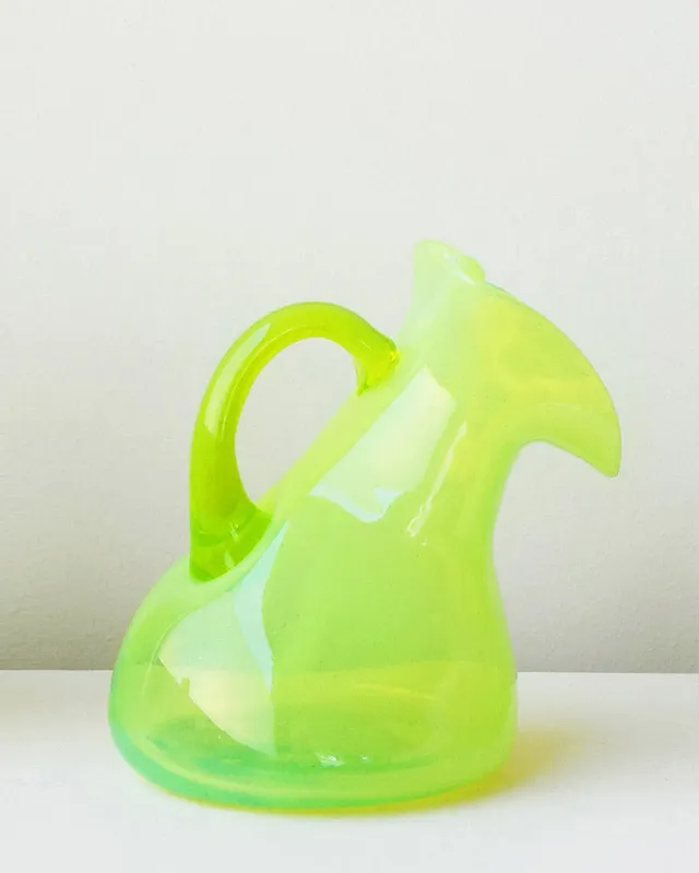 Completedworks Thaw carafe verre vert acide grand modèle