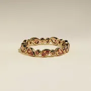 Astrid & Miyu Sunset Pear Band bague dorée pierre poire