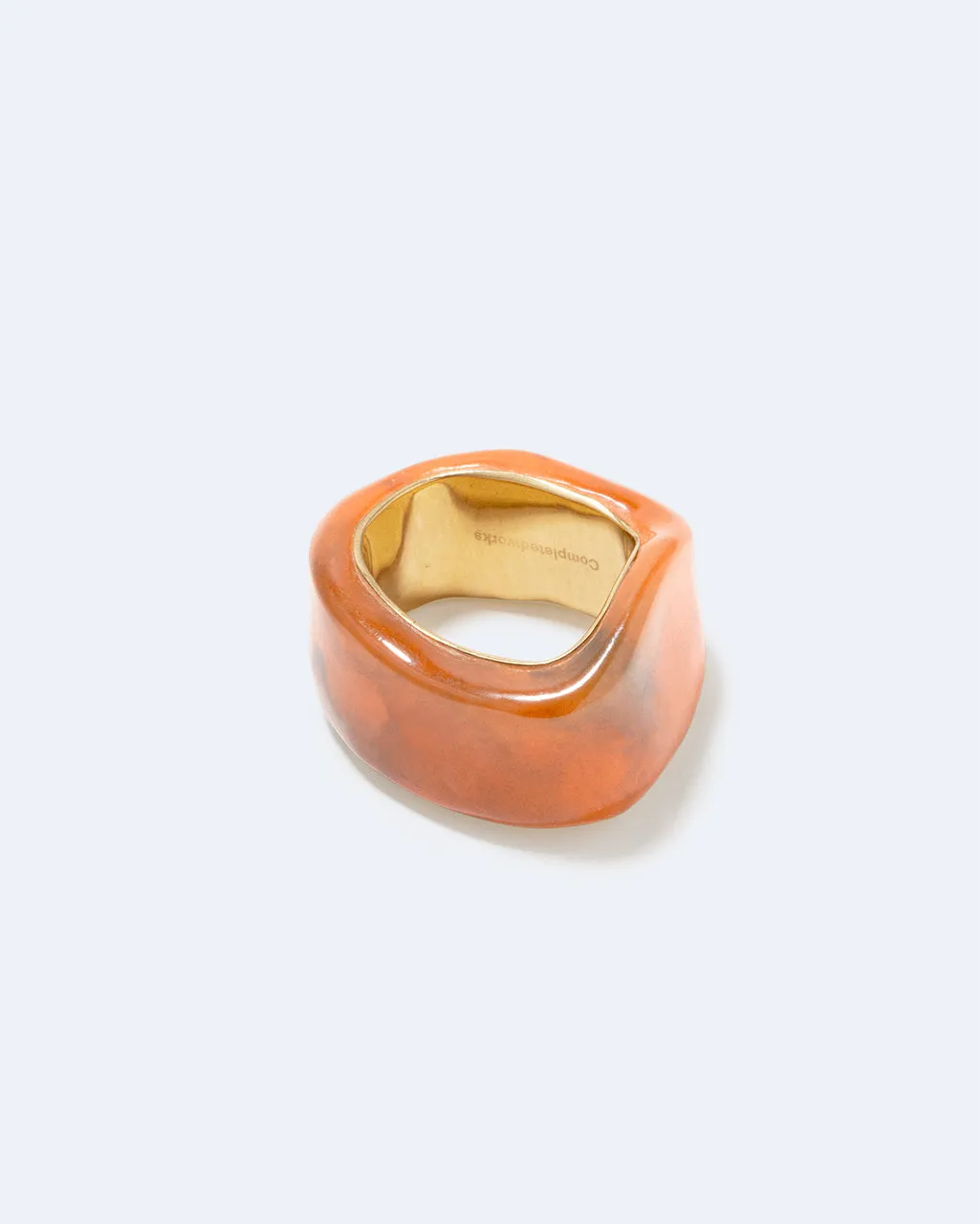 Completedworks Virtuous Circle bague chevalière orange