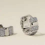 Astrid & Miyu Crystal Ridged créoles argent