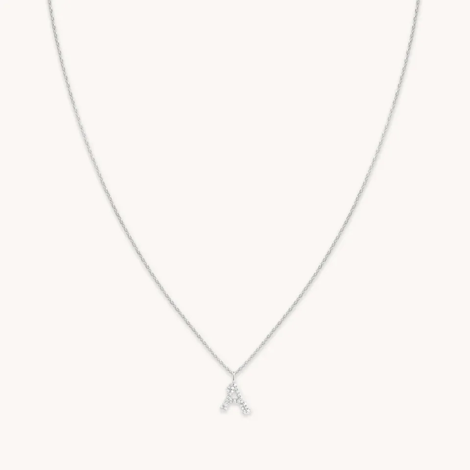 Astrid & Miyu A Initial collier argent initiale pavé