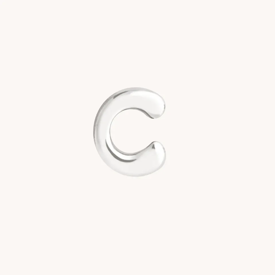 Astrid & Miyu Initial Click Charm C charm or blanc massif