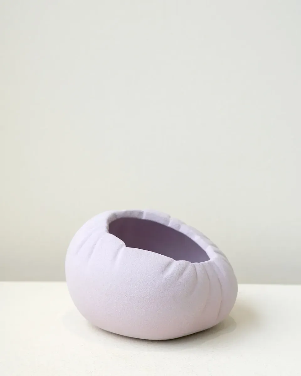 Completedworks Croissant Small Bowl bol lilas texturé
