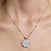 Astrid & Miyu Blue Lace Agate collier pendentif or