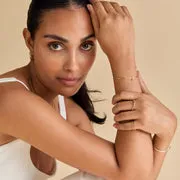 Astrid & Miyu Ridged Band bague or massif striée