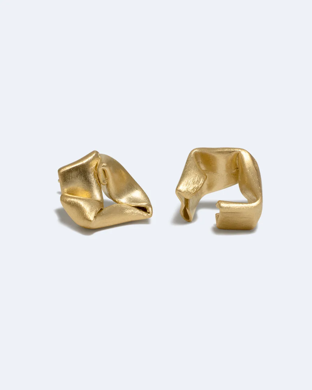 Completedworks Everyone Wants to Rule the World boucles vermeil