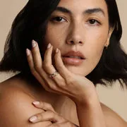 Astrid & Miyu Milestone bague or blanc massif
