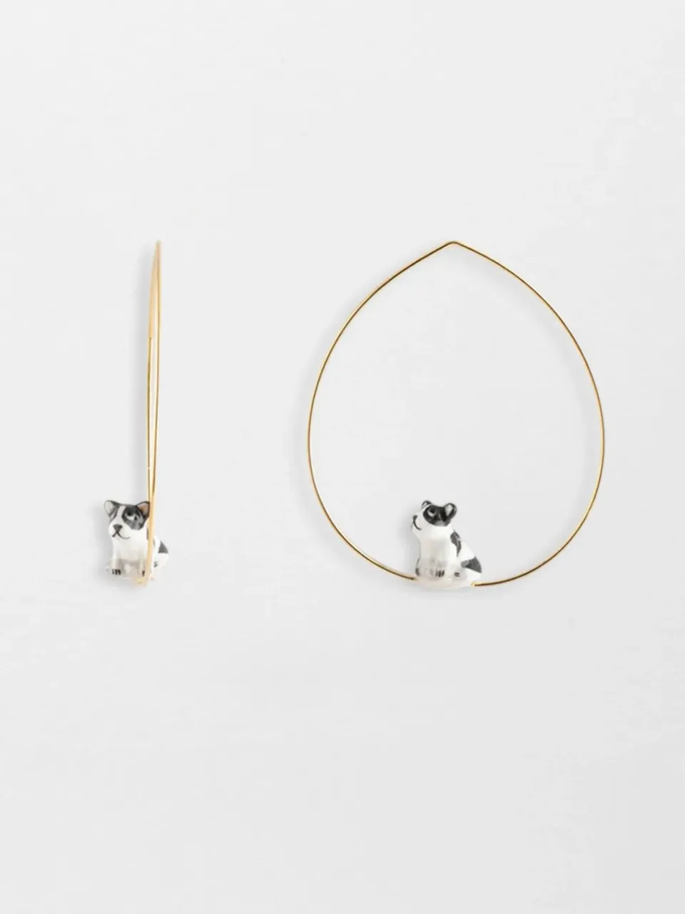 Nach Bijoux bouledogue français moyennes créoles noires 4 cm