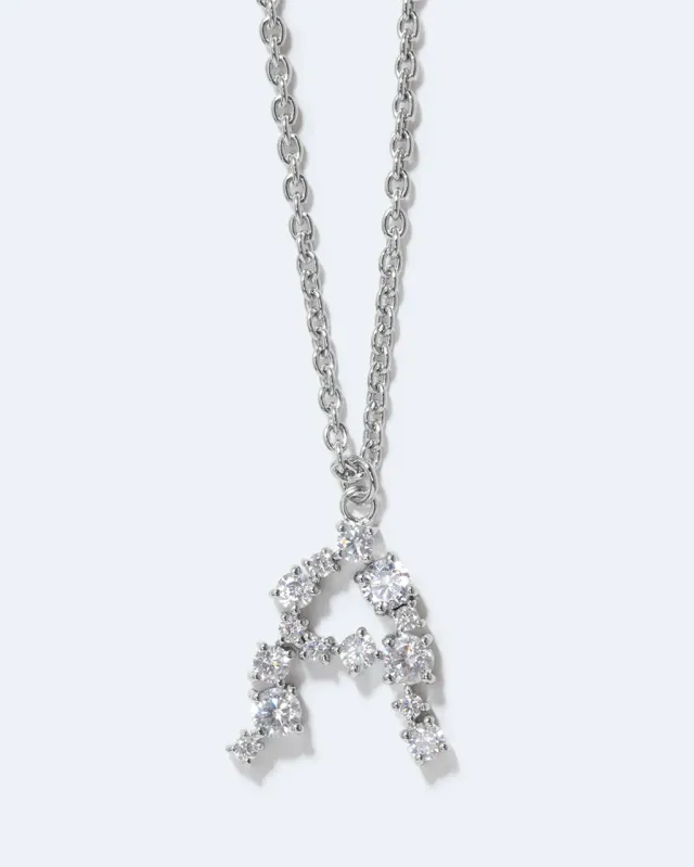 Completedworks Glitchy A collier lettre rhodié zirconia