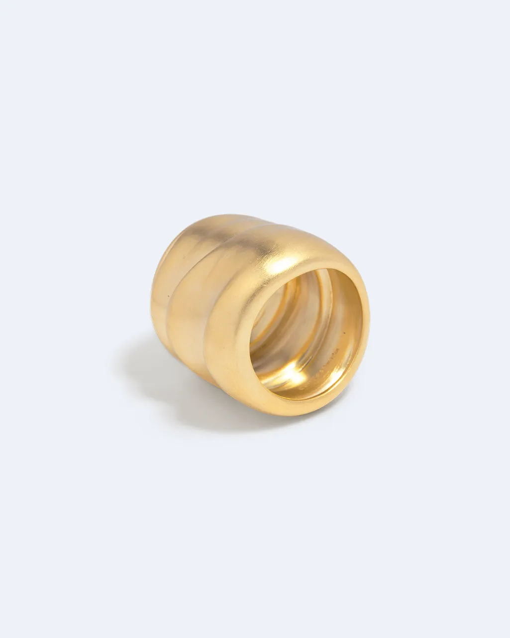 Completedworks Foreshore bague plaqué or satiné taille L