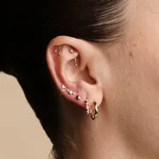Astrid & Miyu Molten Textured Hoops boucles d'oreilles or massif