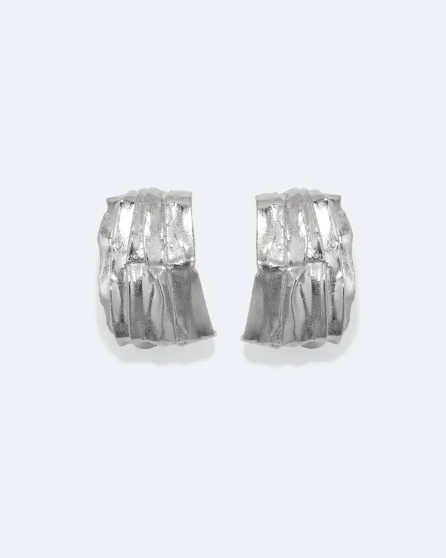 Completedworks Pleat boucles d'oreilles plaqué argent