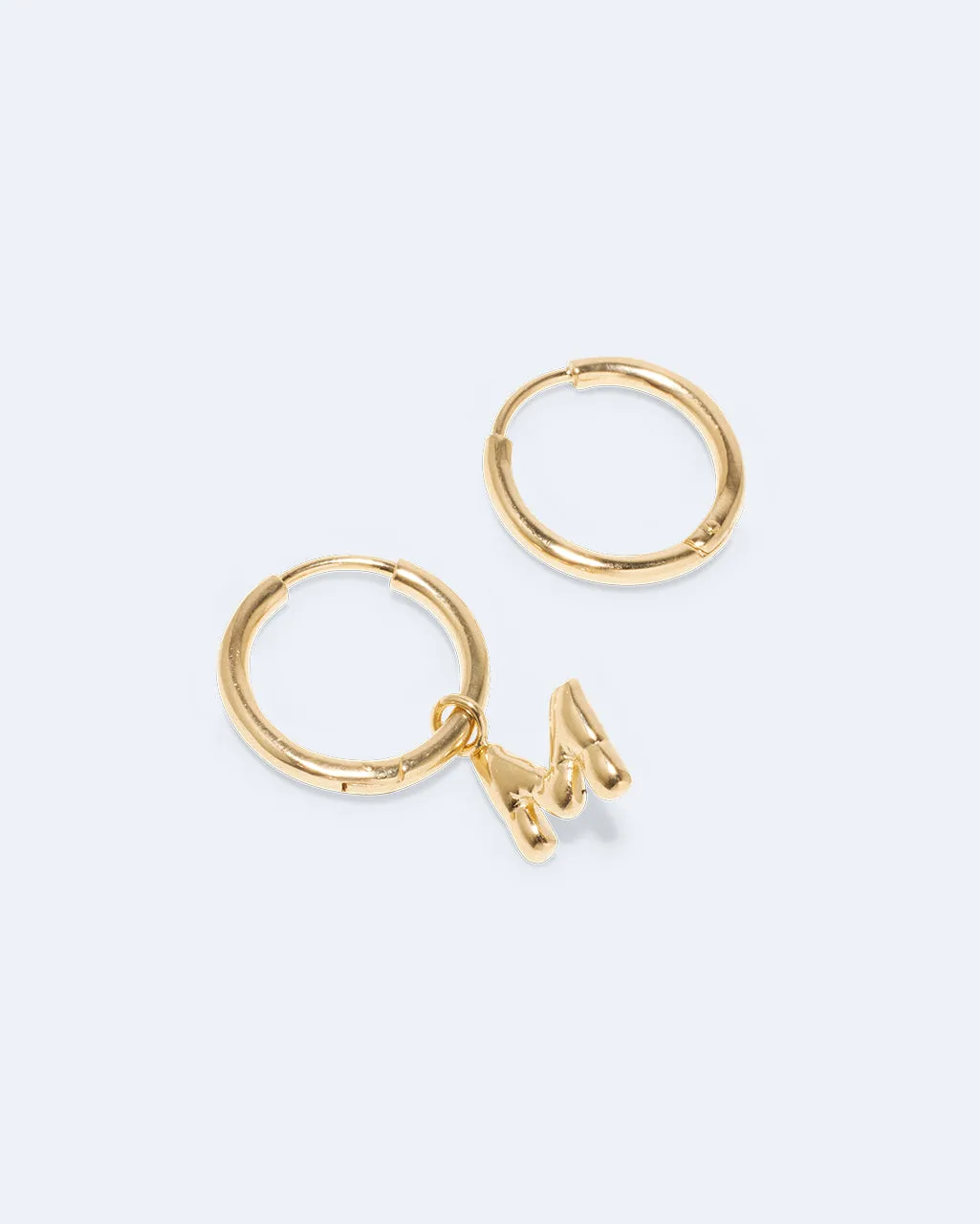 Completedworks Classicworks M boucles d'oreilles plaqué or recyclé