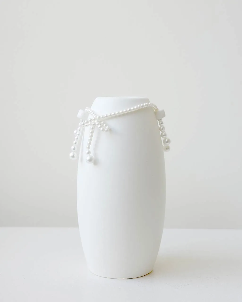 Completedworks Where Time Thins petit vase céramique blanc mat