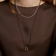 Astrid & Miyu Hardware Pendant collier cordon doré