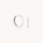 Astrid & Miyu Ridged Hoops créoles or blanc massif