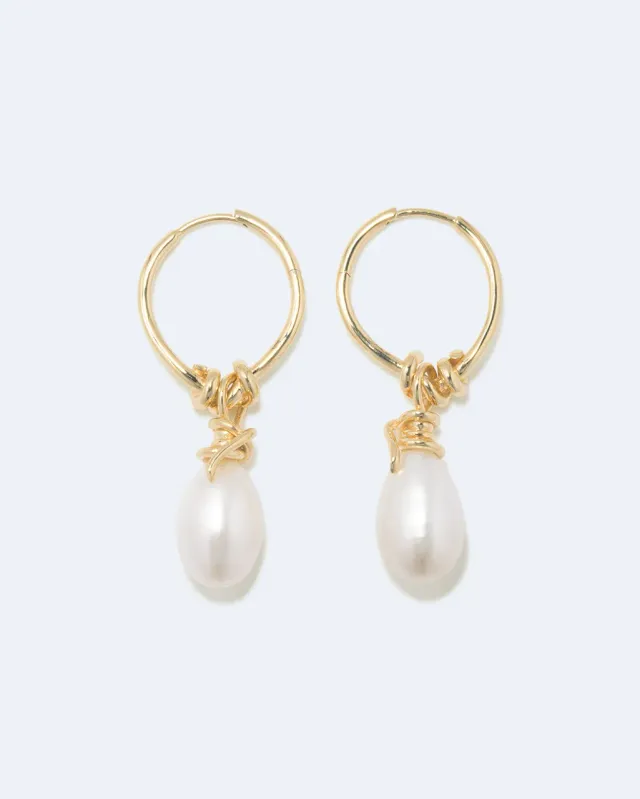 Completedworks A Drop in the Ocean boucles perle doré