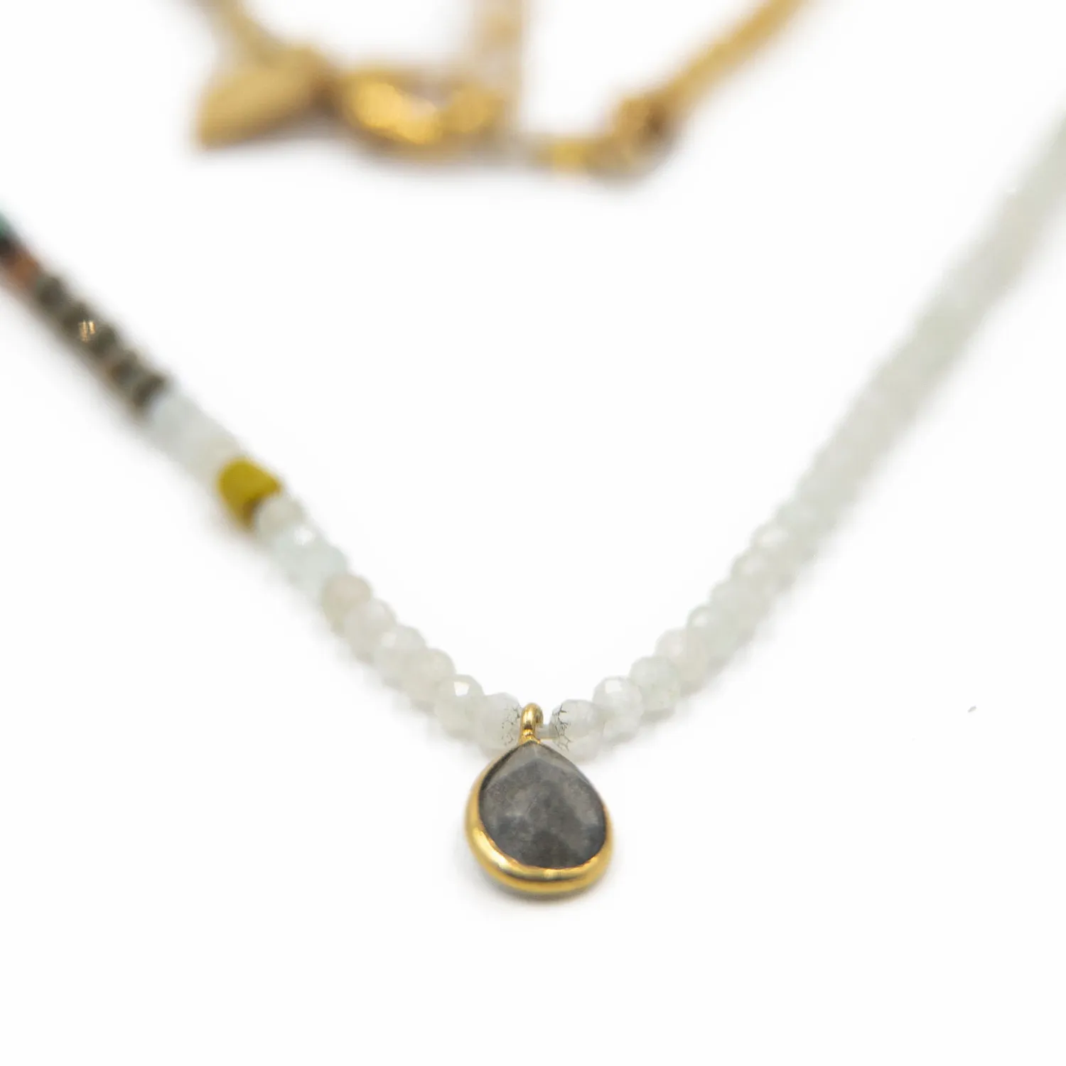 Le Fourbi de Capucine MUL13 collier bracelet 5 rangs préhnite
