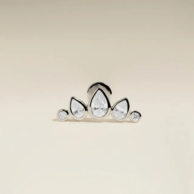 Astrid & Miyu Diamond Pear piercing or blanc diamant
