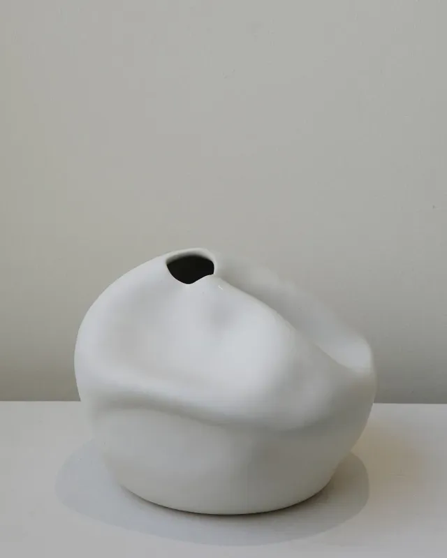 Completedworks Compound vase céramique blanc mat grand