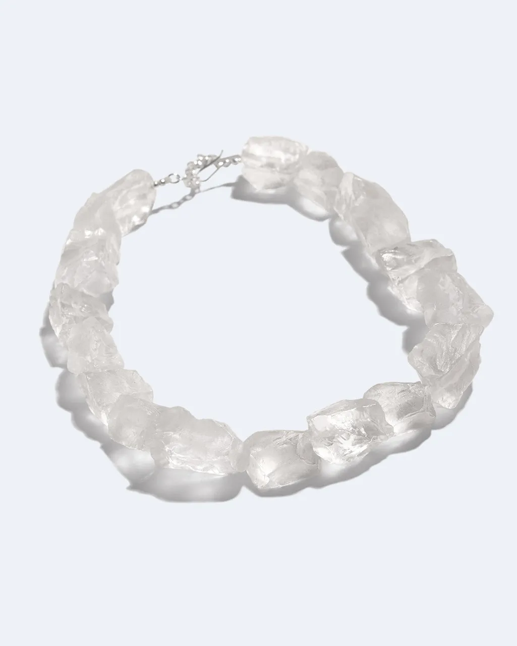 Completedworks The Iceberg's Other Half collier résine argent