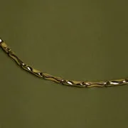 Astrid & Miyu Molten Bar Chain collier or massif barre
