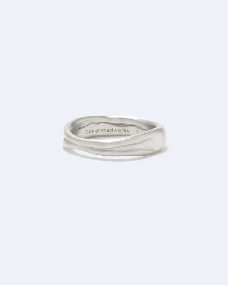 Completedworks Fold Deflated bague argent recyclé