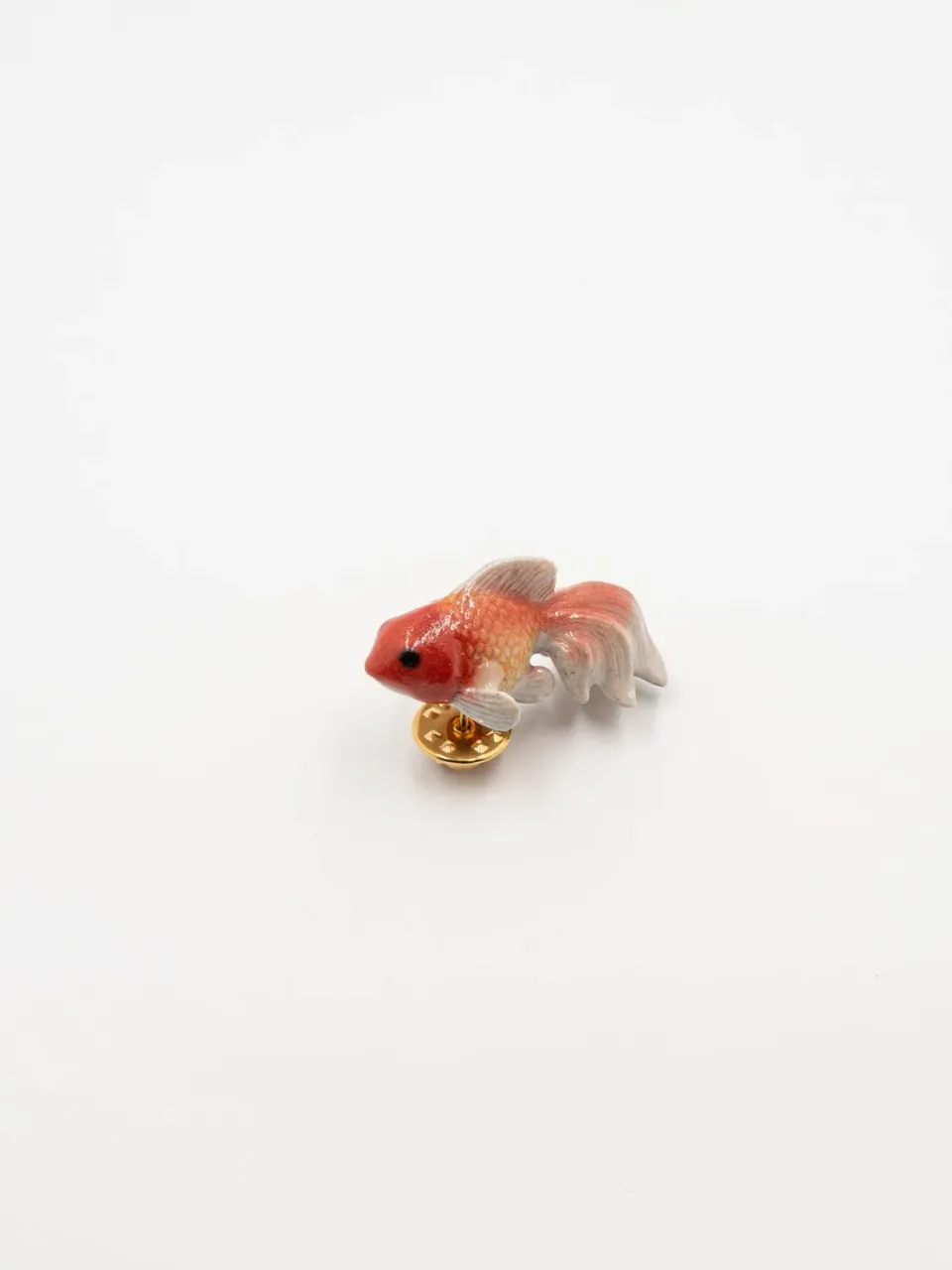 Nach Bijoux Poisson Oranda pin's broche porcelaine 37 mm