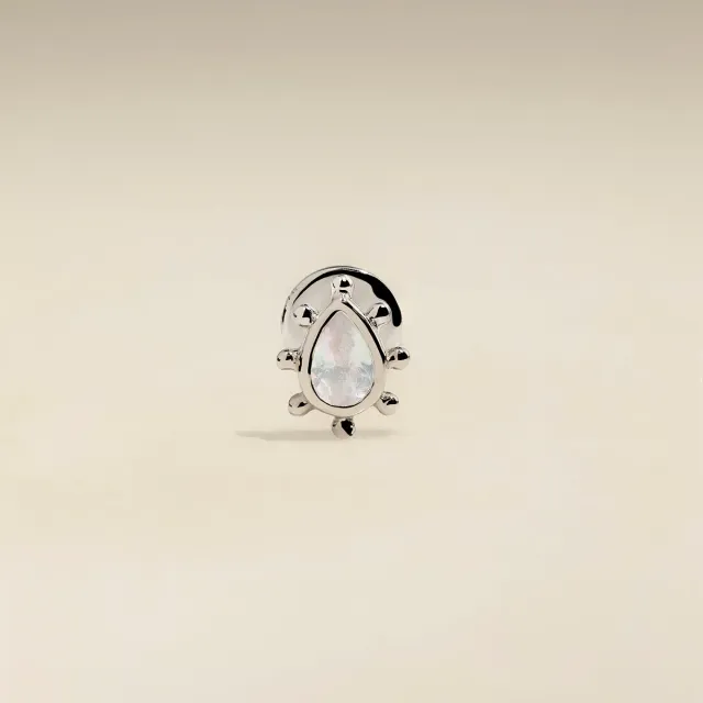 Astrid & Miyu Moonstone Beaded piercing or blanc pierre lune