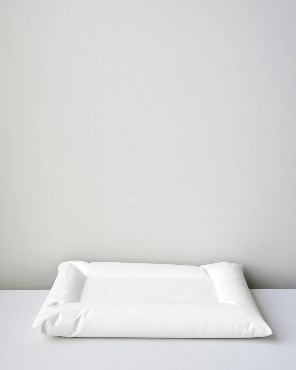 Completedworks Plush III plateau céramique blanc mat